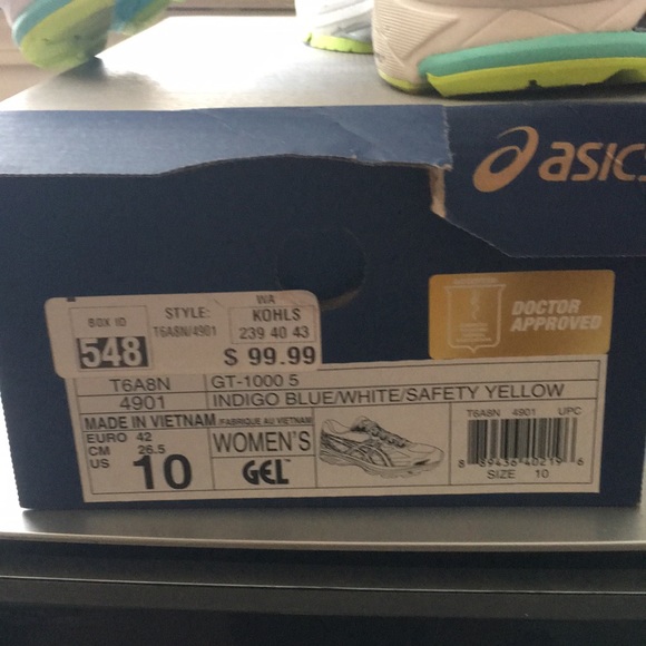 Women’s Asics GT-10005 size 10 sneakers - Picture 2 of 4
